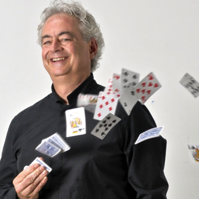 Misterios inquietantes: magia con Rafael Benatar