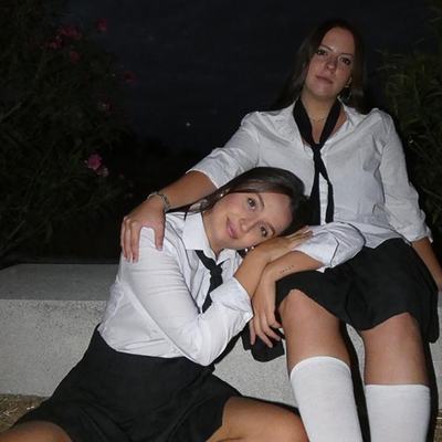 Vírgenes y poderosas: obra sobre la amistad de dos adolescentes