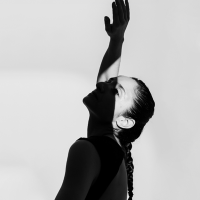 Azul pensamiento: danza contemporánea