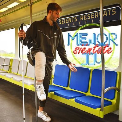 Mejor siéntate tú: divertido monólogo con Sergio Alamar