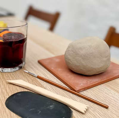 Pottery & vermut: taller de cerámica con vermut y picoteo