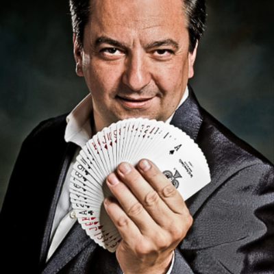 Solo para tus ojos: magia con Agustín Leal