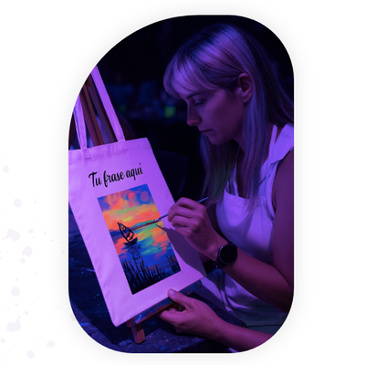 Pinta una totebag mientras bebes vino ilimitado